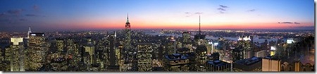 1000px-NYC_Top_of_the_Rock_Pano[7]